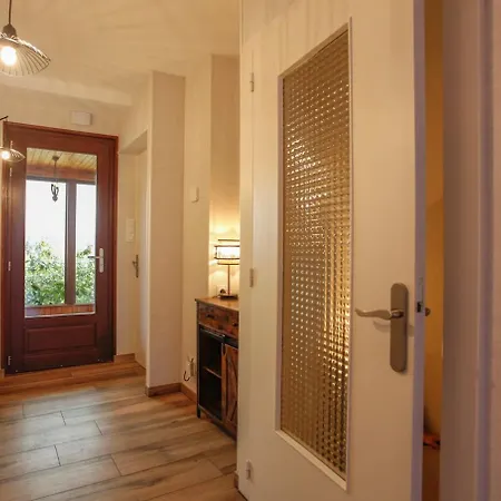 Holiday home Les Lilas Blancs *