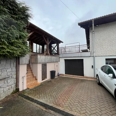 Les Lilas Blancs Holiday home *