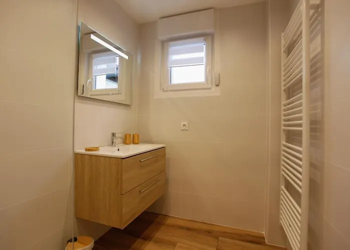 Les Lilas Blancs Holiday home