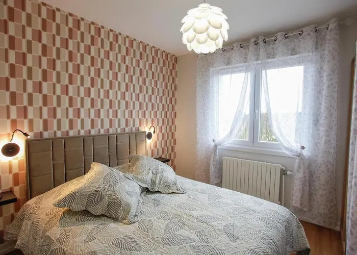 Holiday home Les Lilas Blancs Champdray