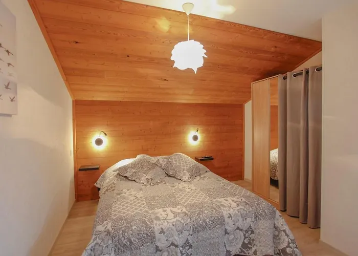 Les Lilas Blancs Holiday home